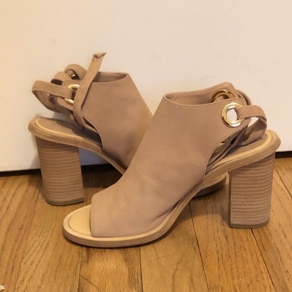 VC John Camuto Suede Open Toed Stacked Mule - Picture 1 of 8